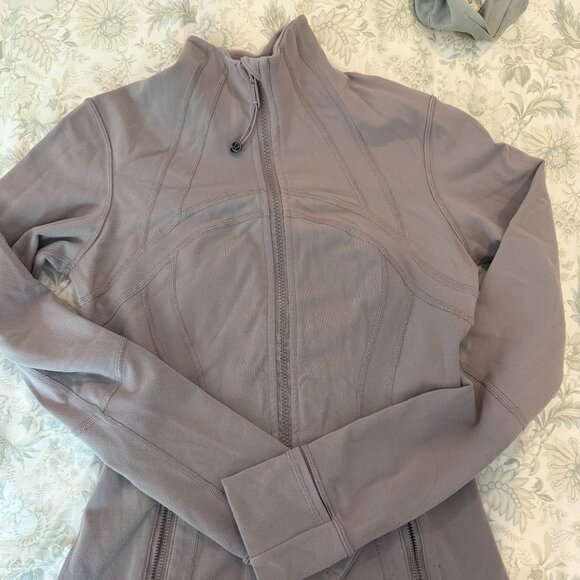 Lululemon define jacket size 6 - Picture 1 of 3